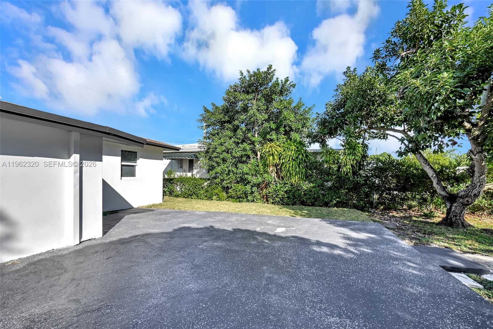 6540 SW 4th St, Unit 6540 - 31