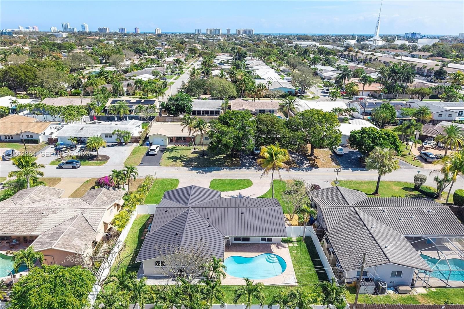 5711 NE 20th Ter - 73