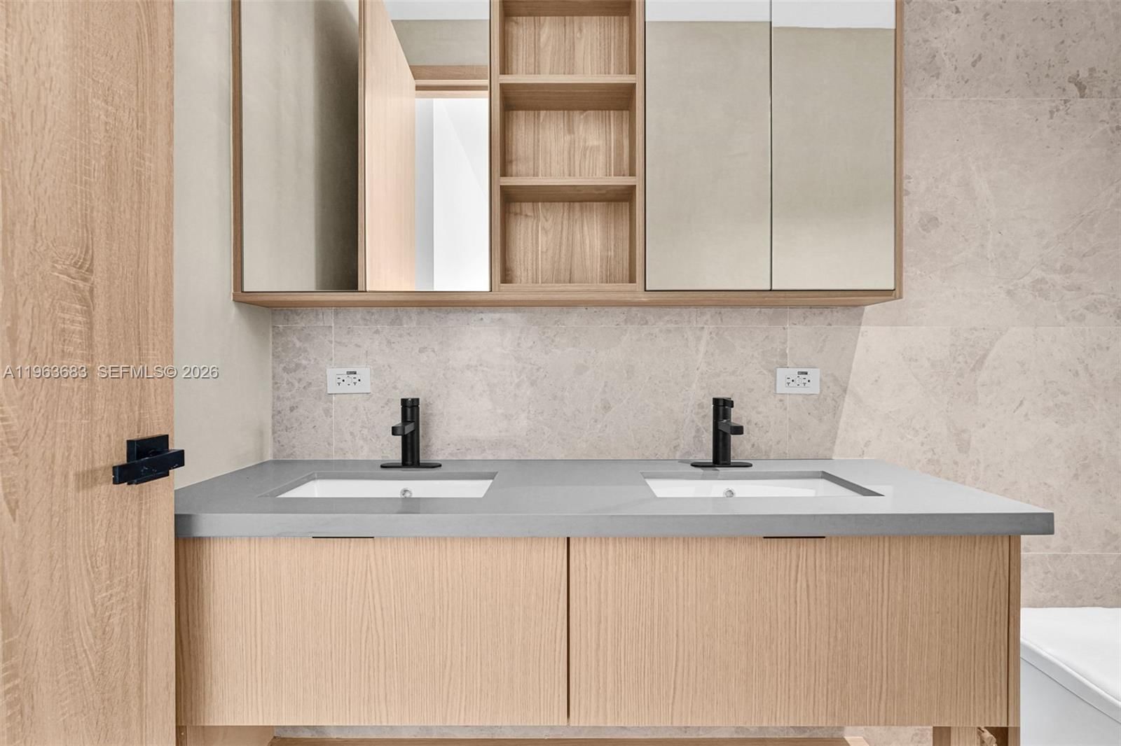 4715 N Miami Ave - 13