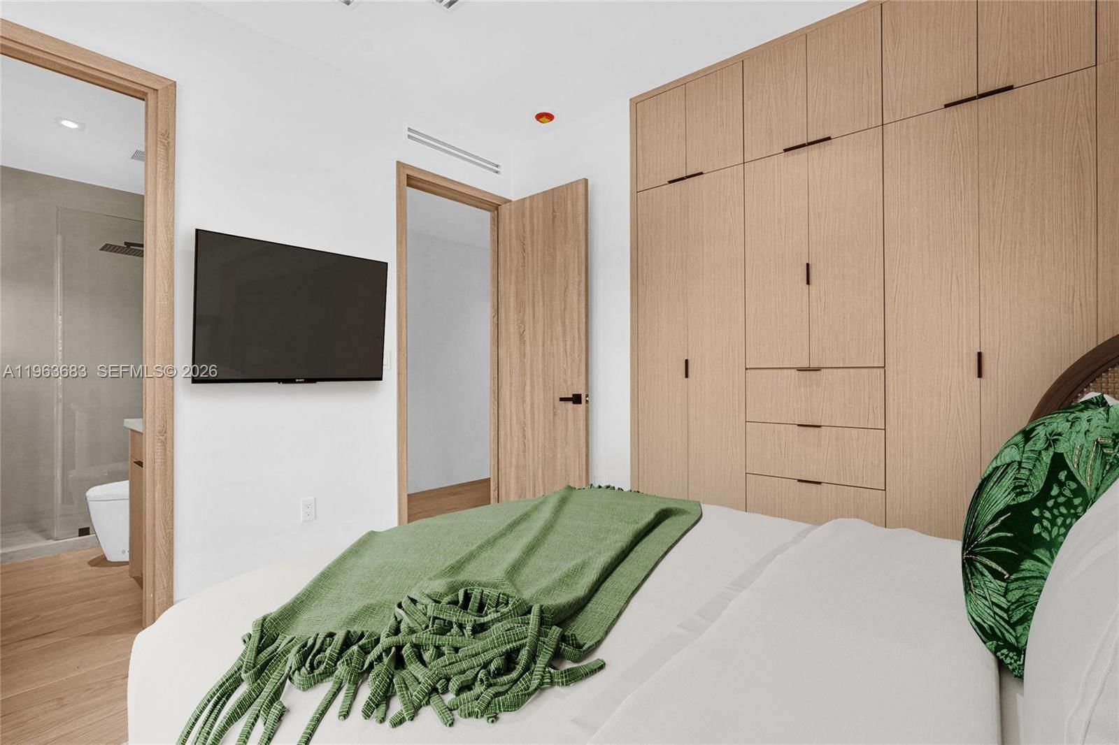 4715 N Miami Ave - 18