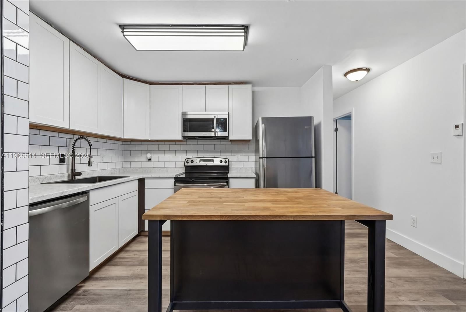 170 Cypress Club Dr, Unit 712 - 8