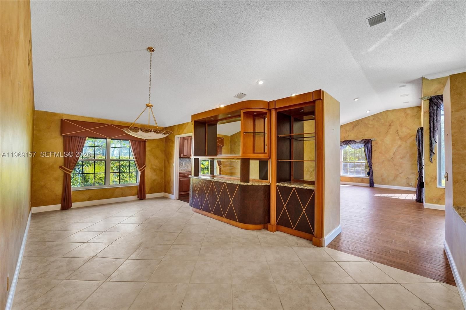 3280 Huntington - 15