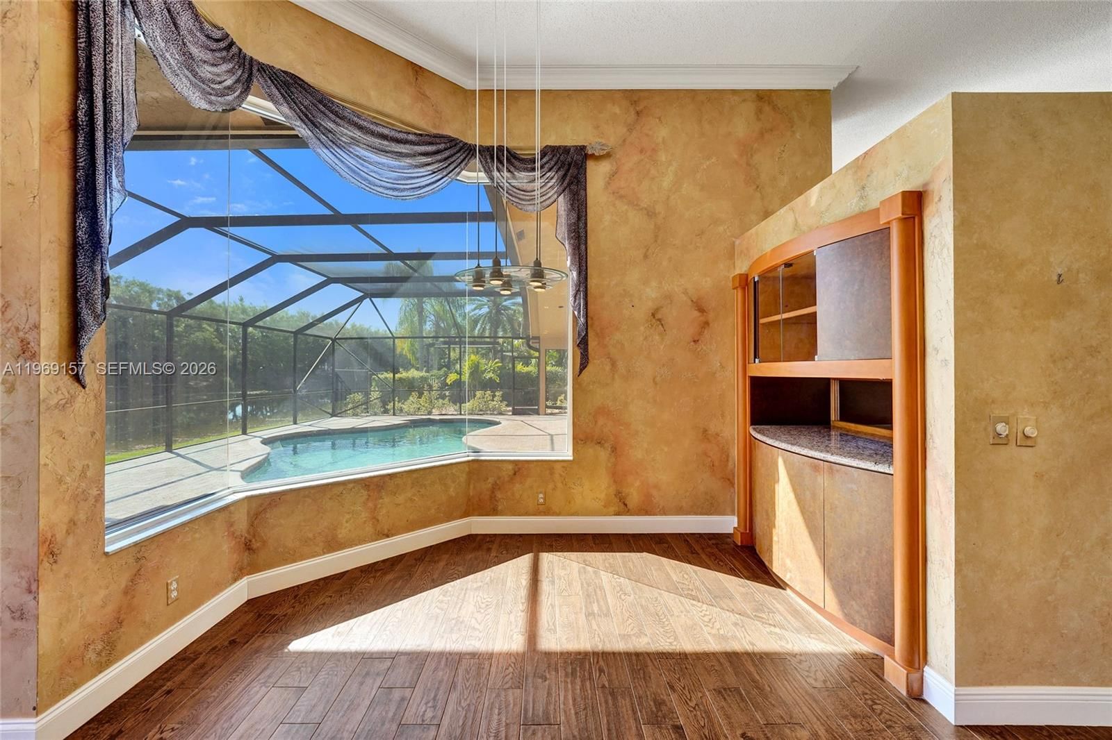 3280 Huntington - 17