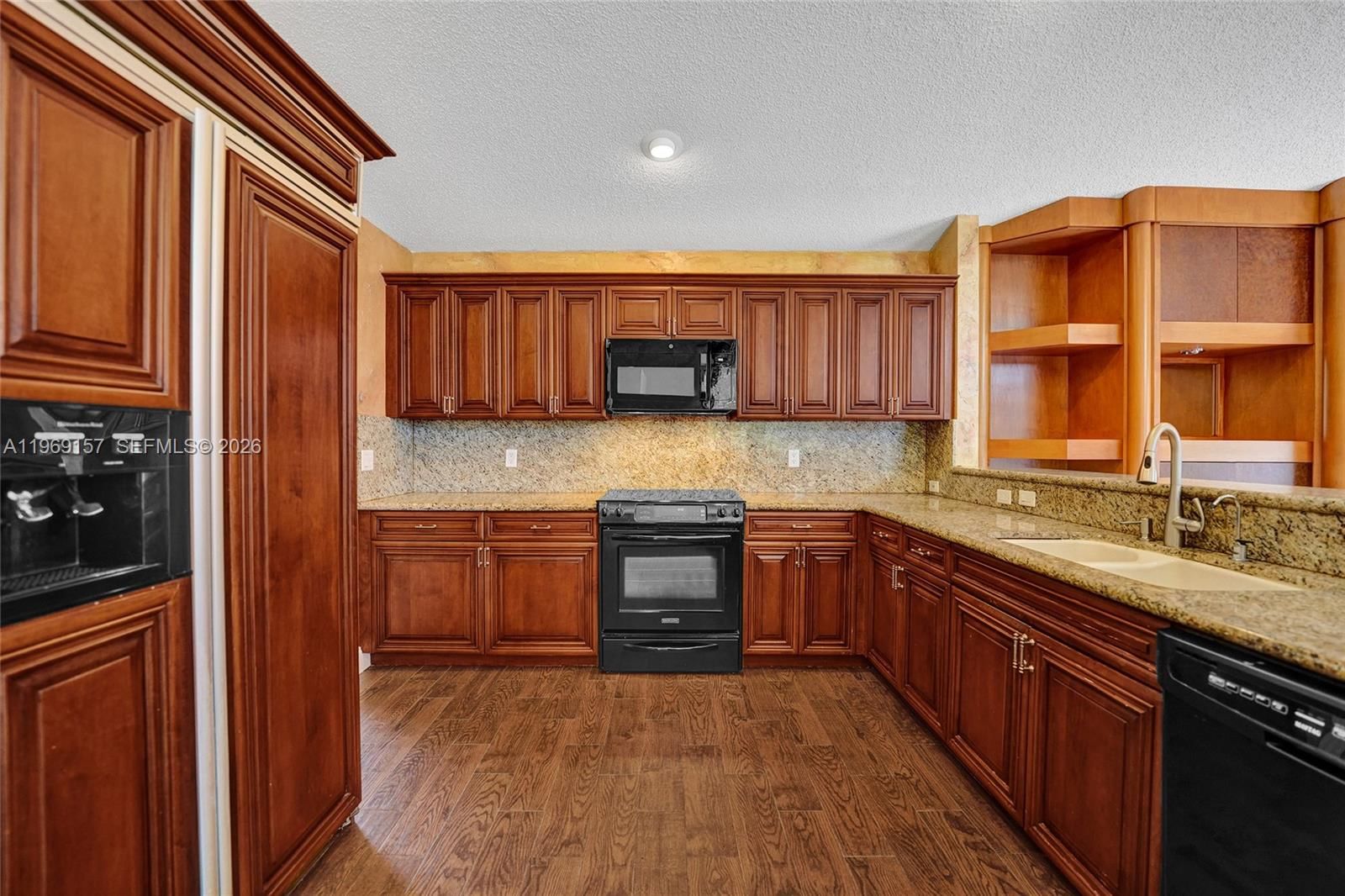 3280 Huntington - 22