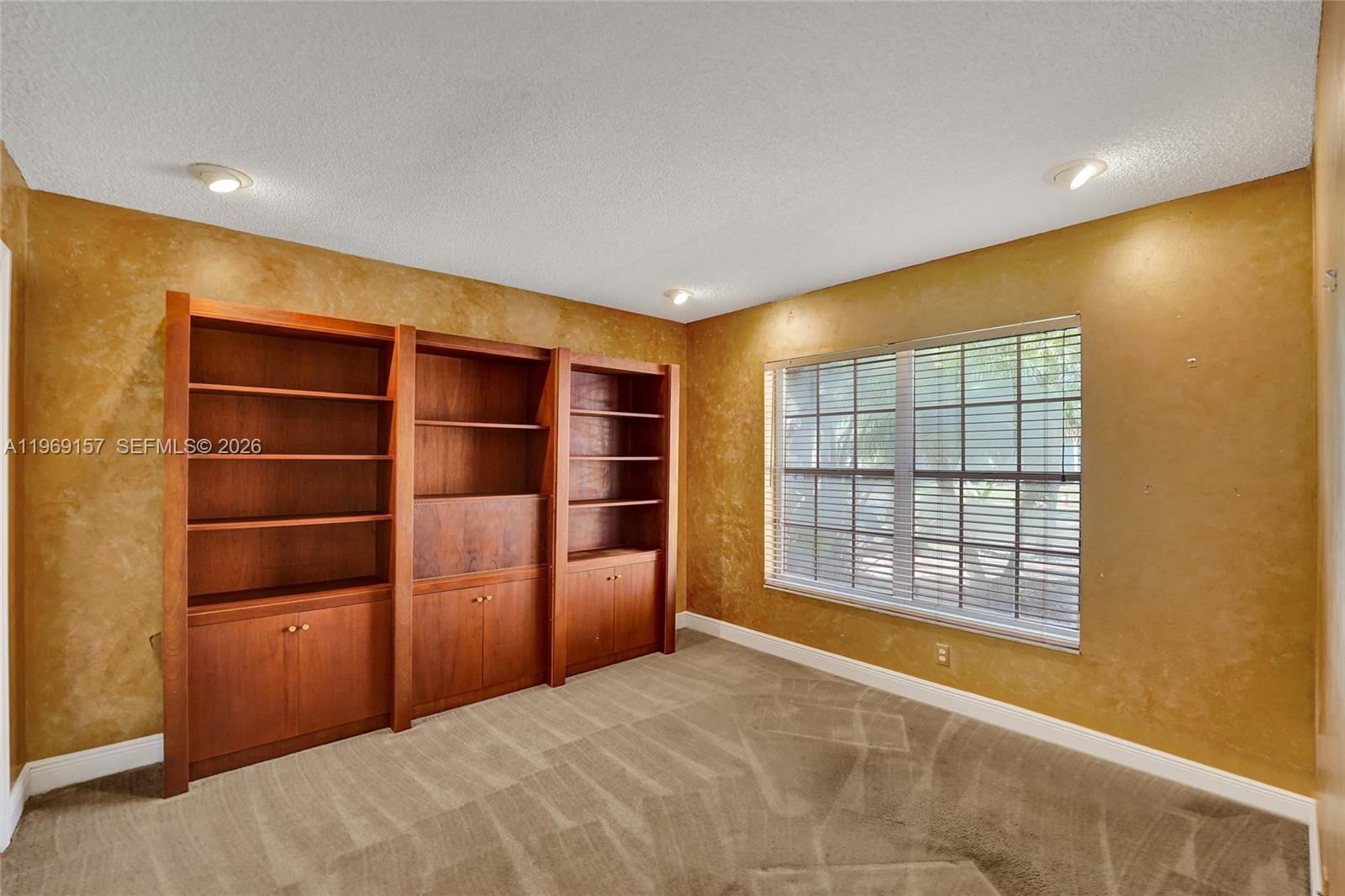 3280 Huntington - 38