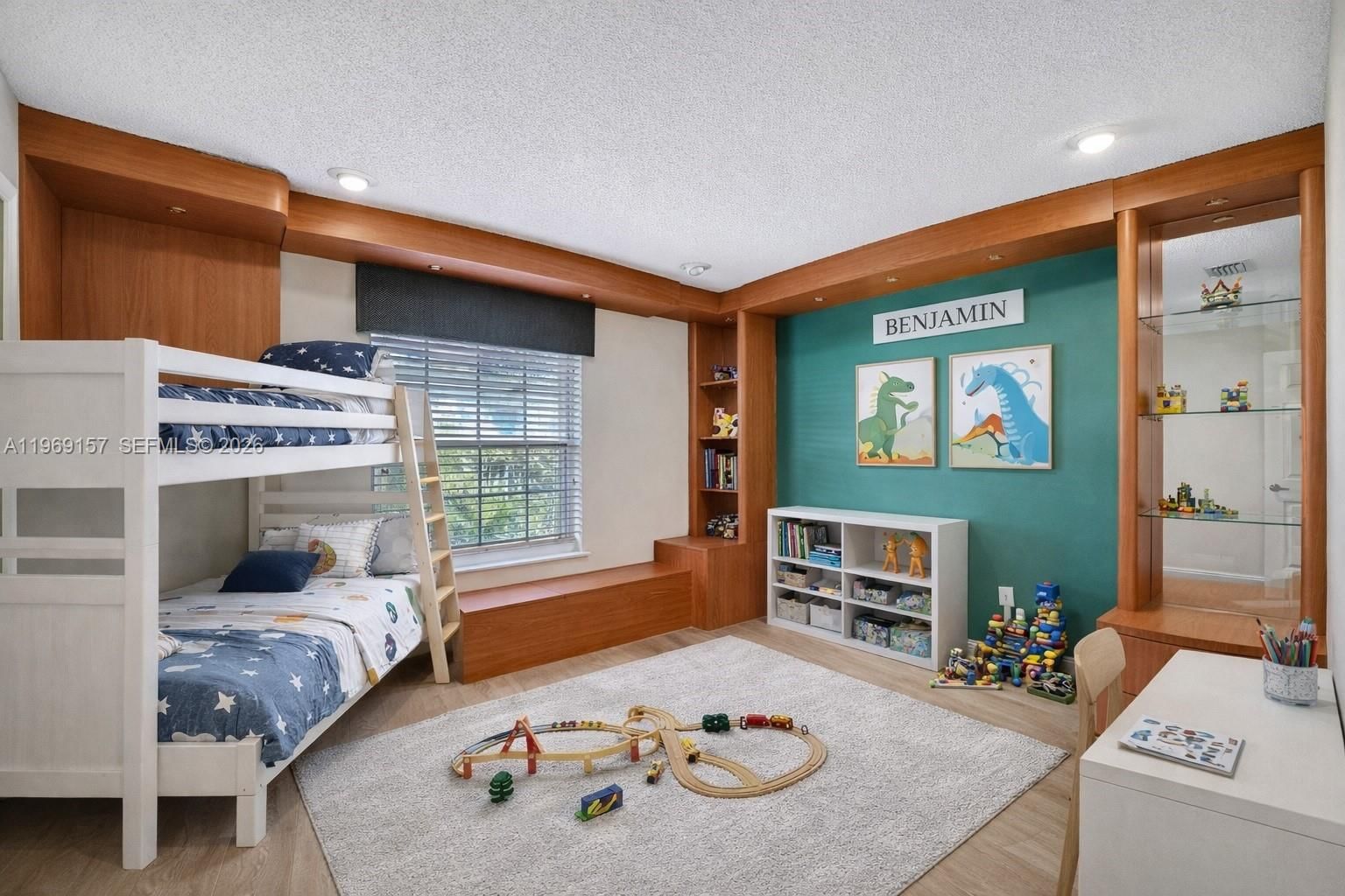 3280 Huntington - 42