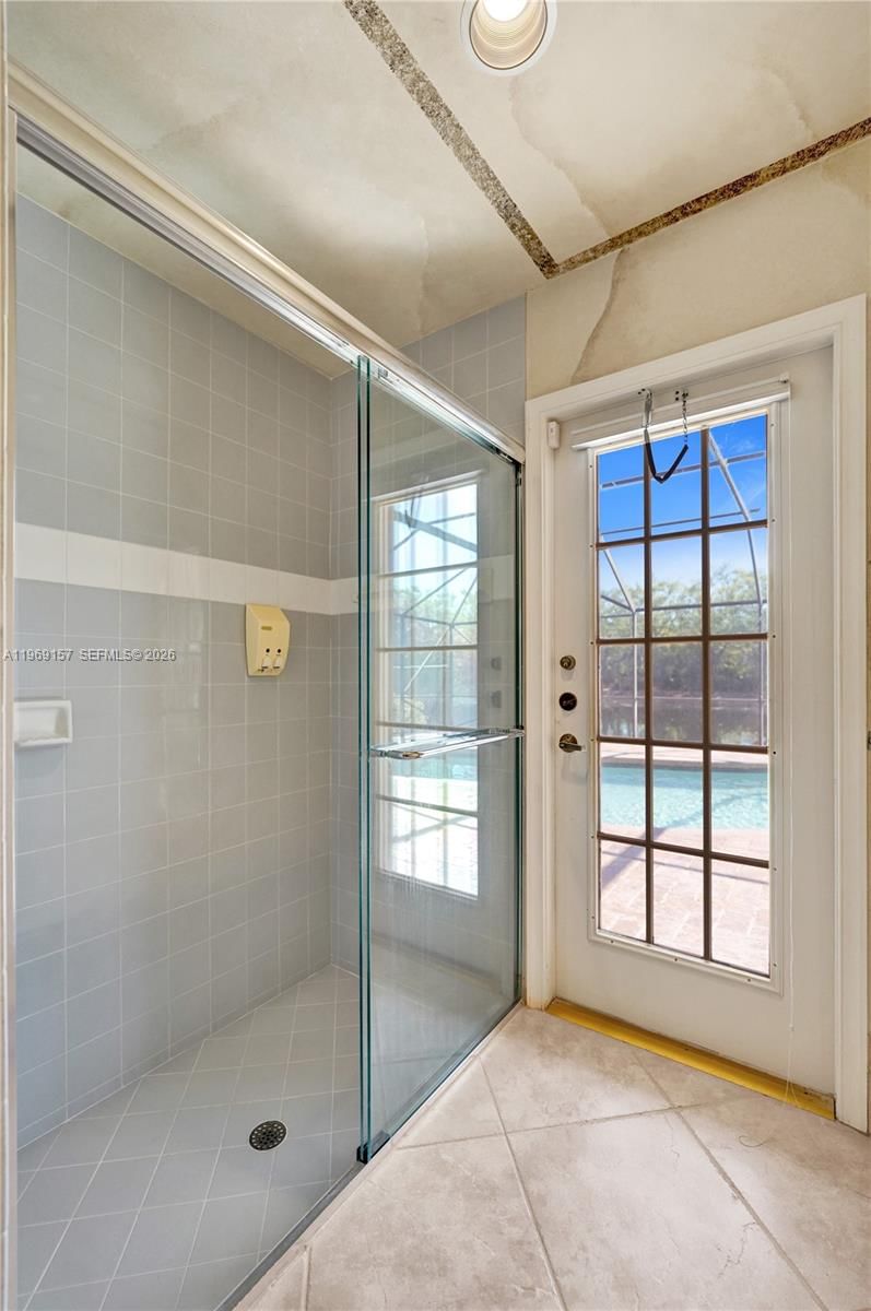 3280 Huntington - 57