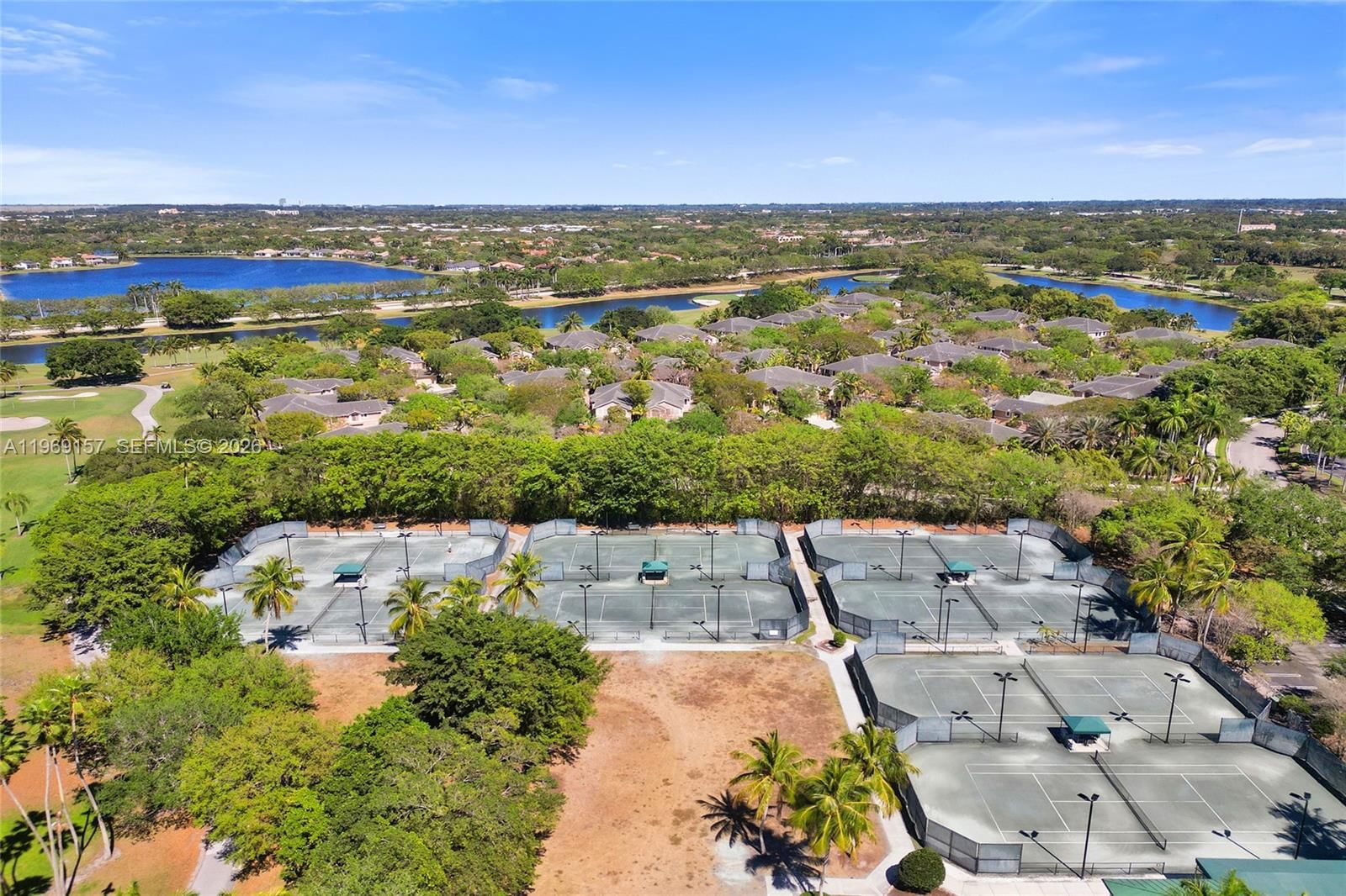 3280 Huntington - 63