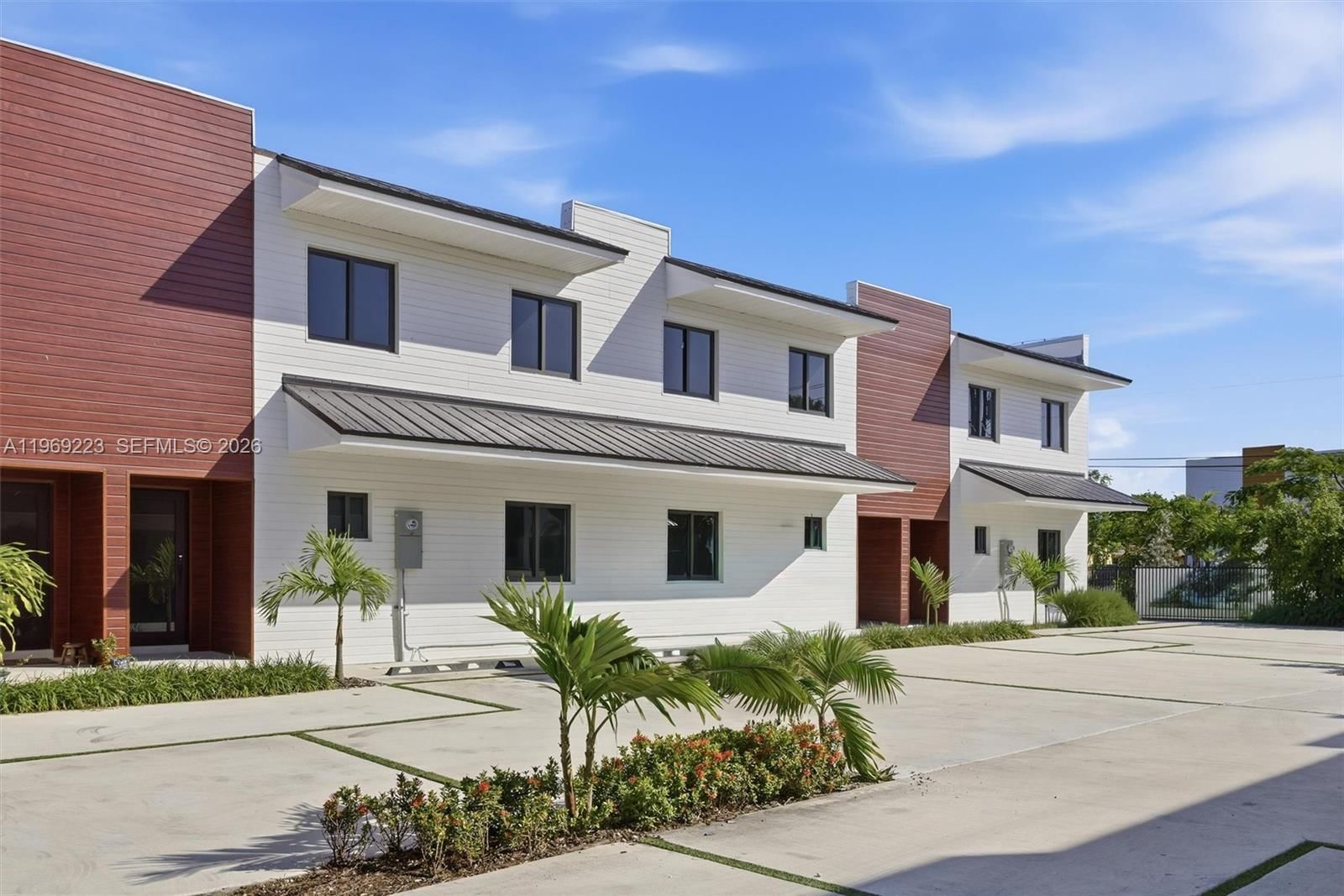 936 NW 10TH ST, Unit 3 - 1