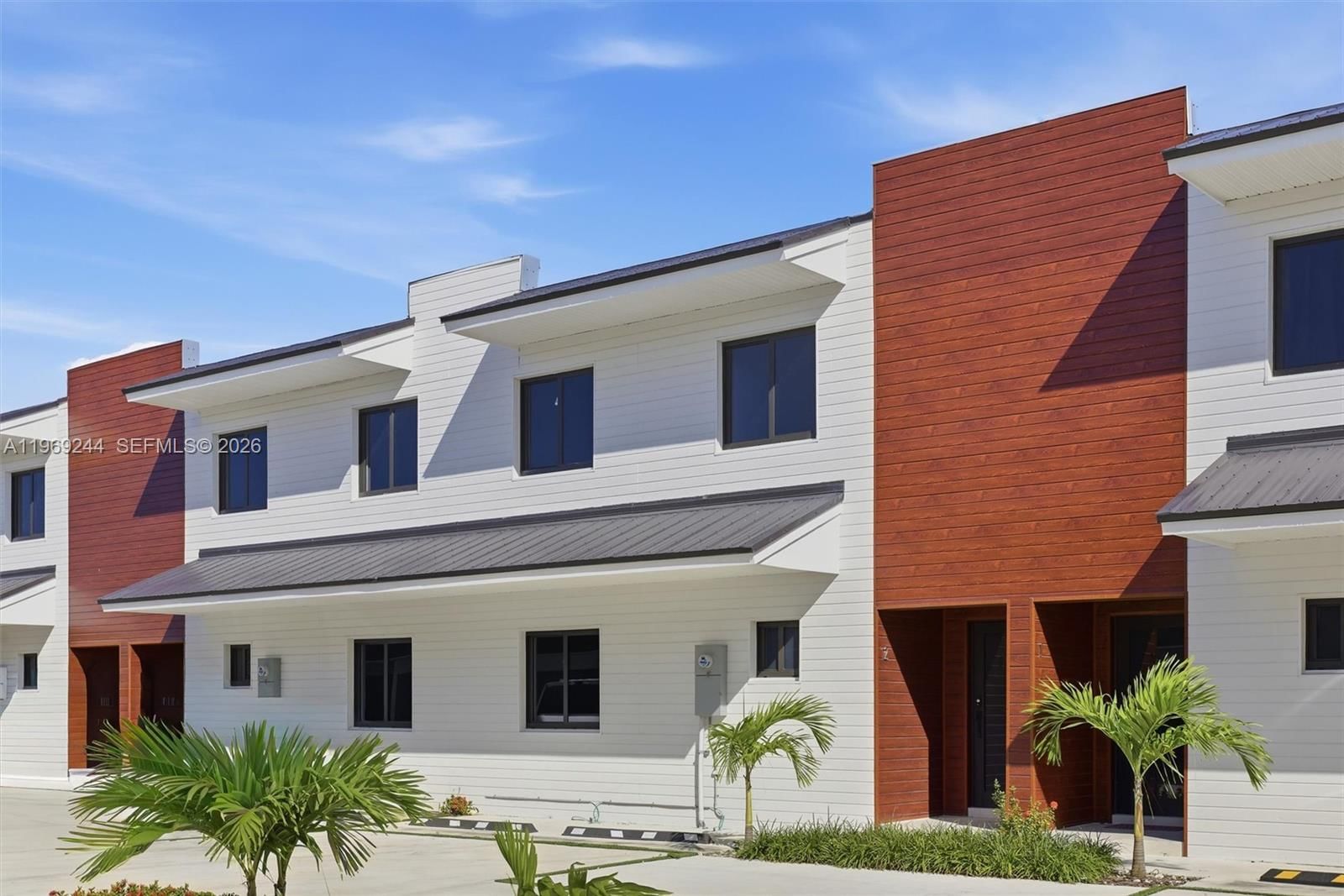 936 NW 10TH ST, Unit 2 - 1