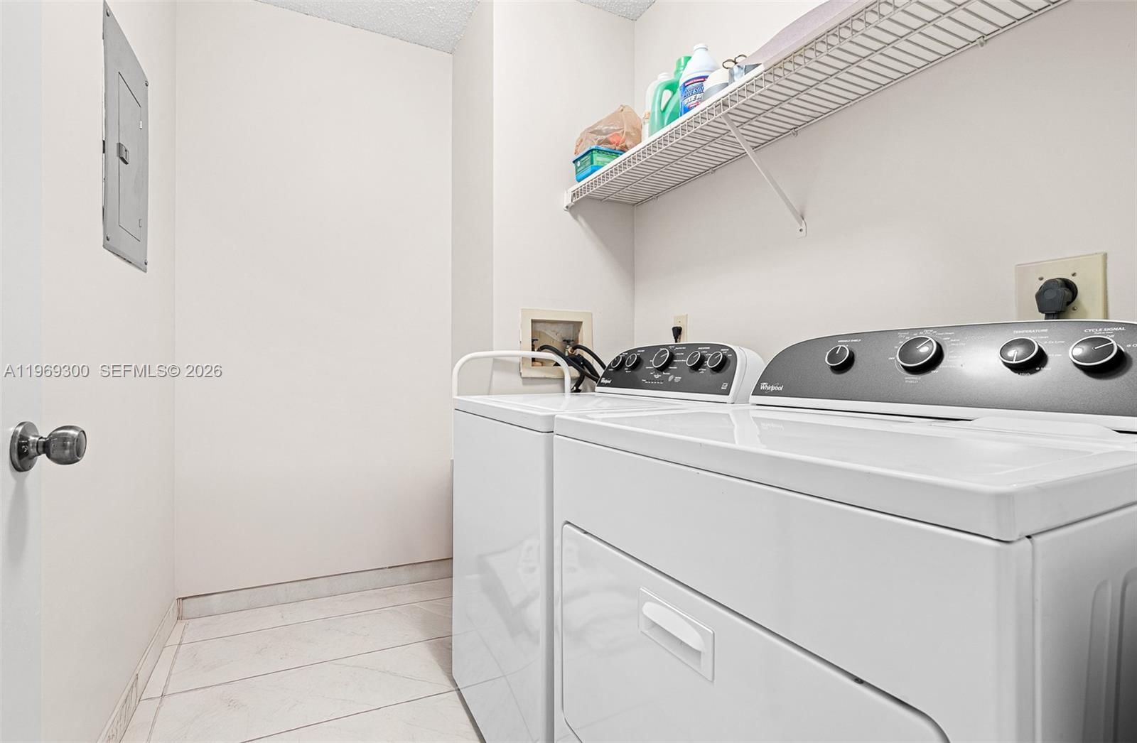 6093 Pointe Regal Cir, Unit 210 - 12