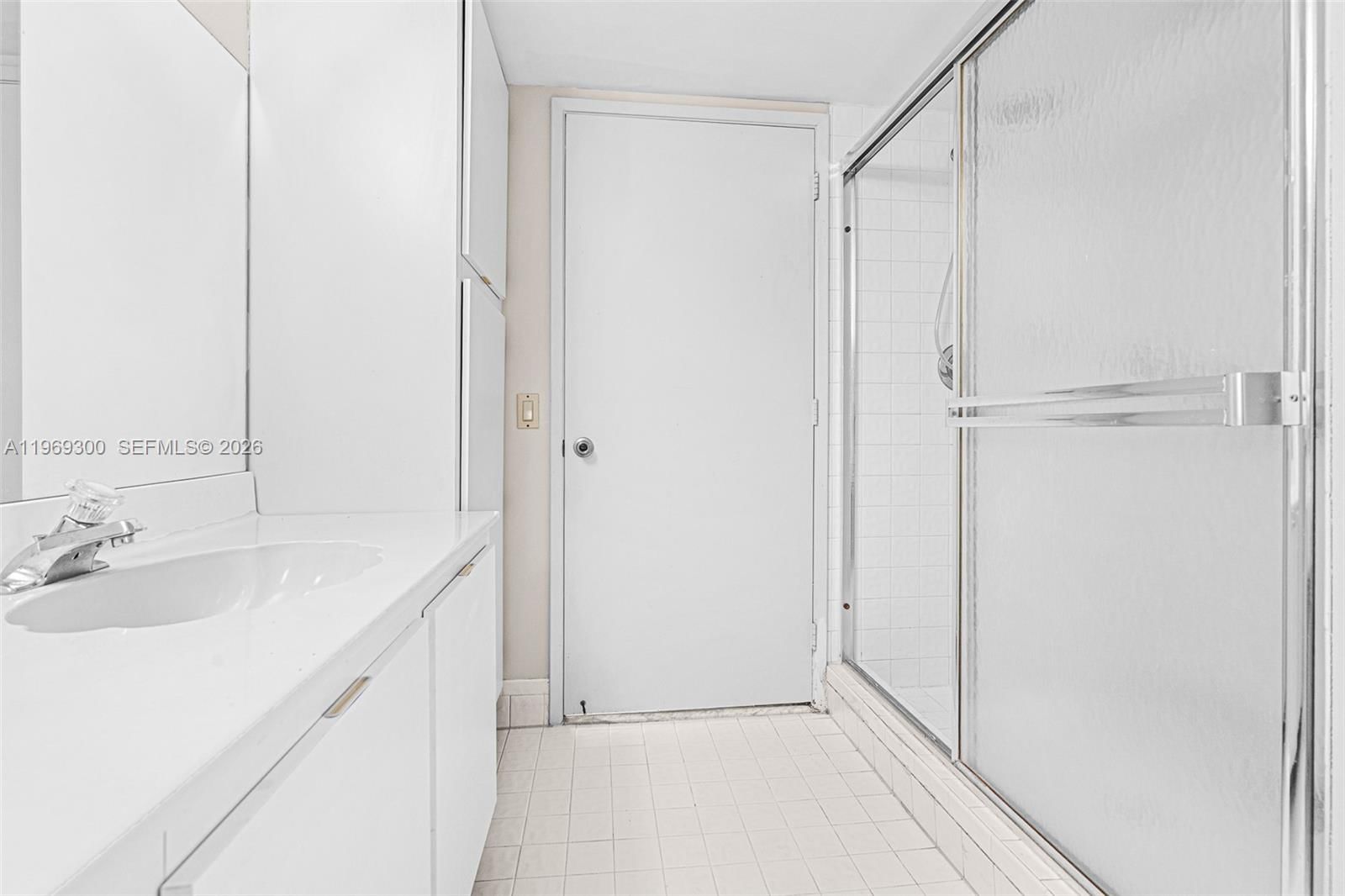 6093 Pointe Regal Cir, Unit 210 - 31