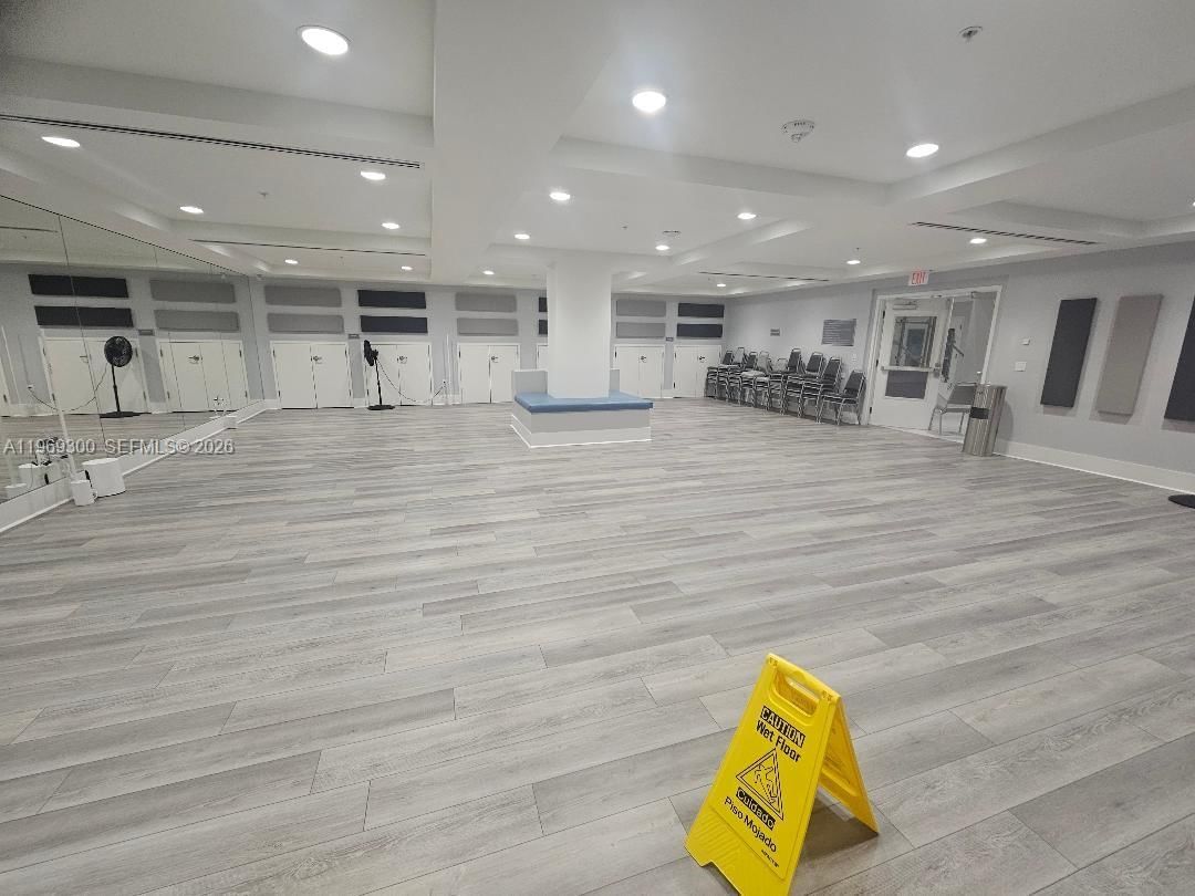 6093 Pointe Regal Cir, Unit 210 - 52