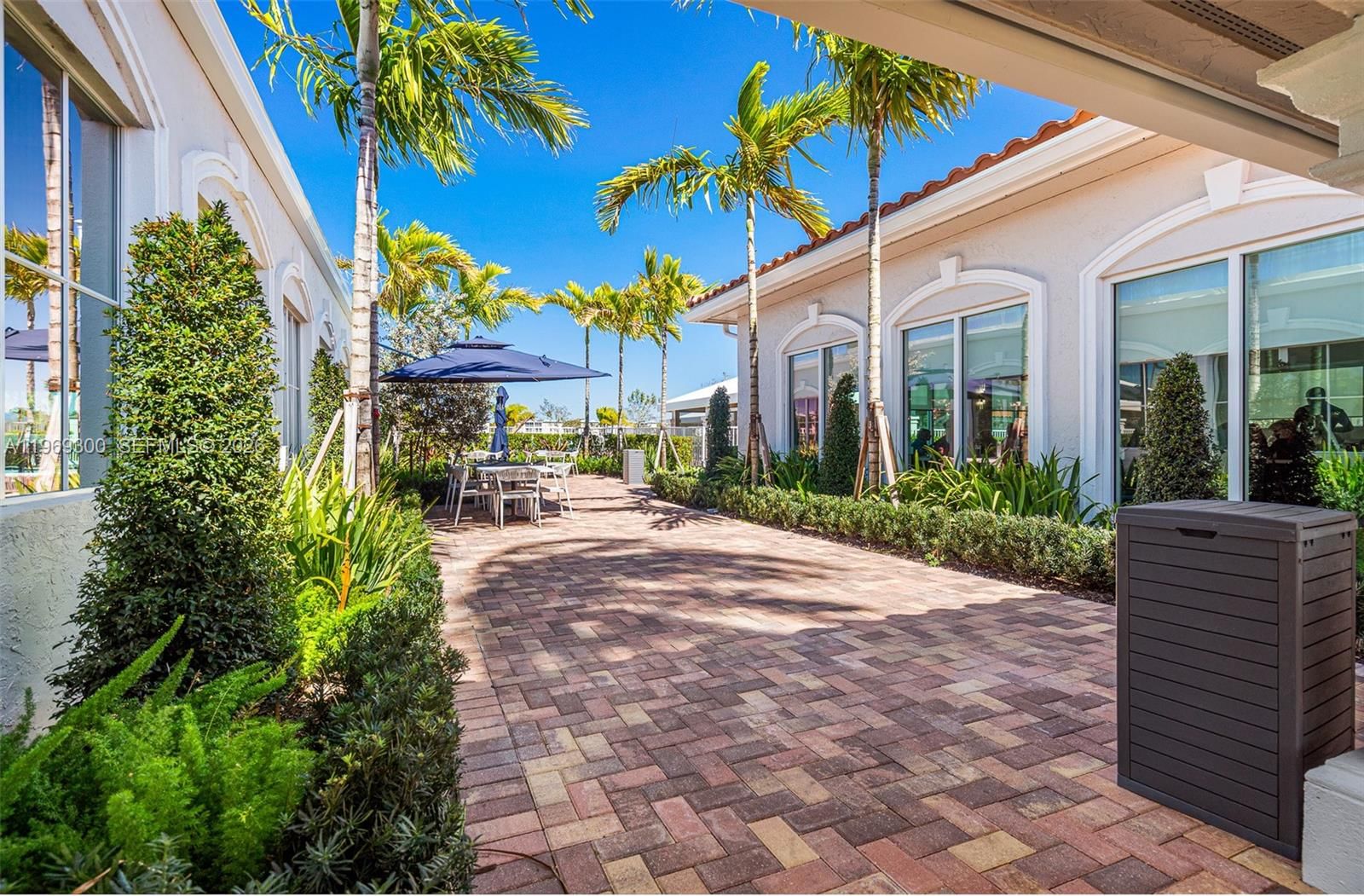 6093 Pointe Regal Cir, Unit 210 - 69