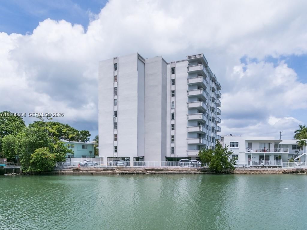 7118 BONITA DR, Unit 704 - 3