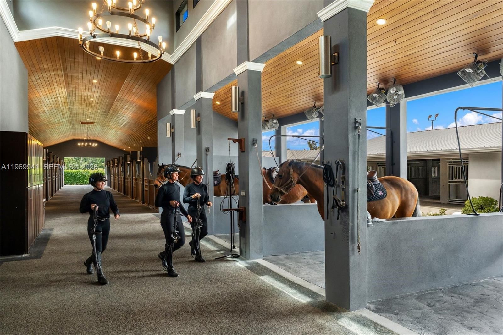 2625 SW 148th Ave - 16