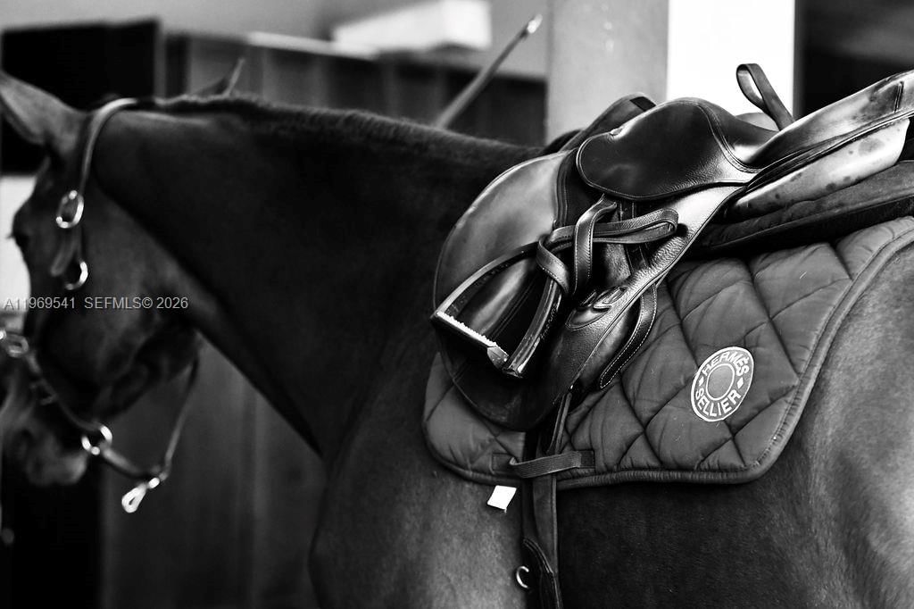 2625 SW 148th Ave - 23