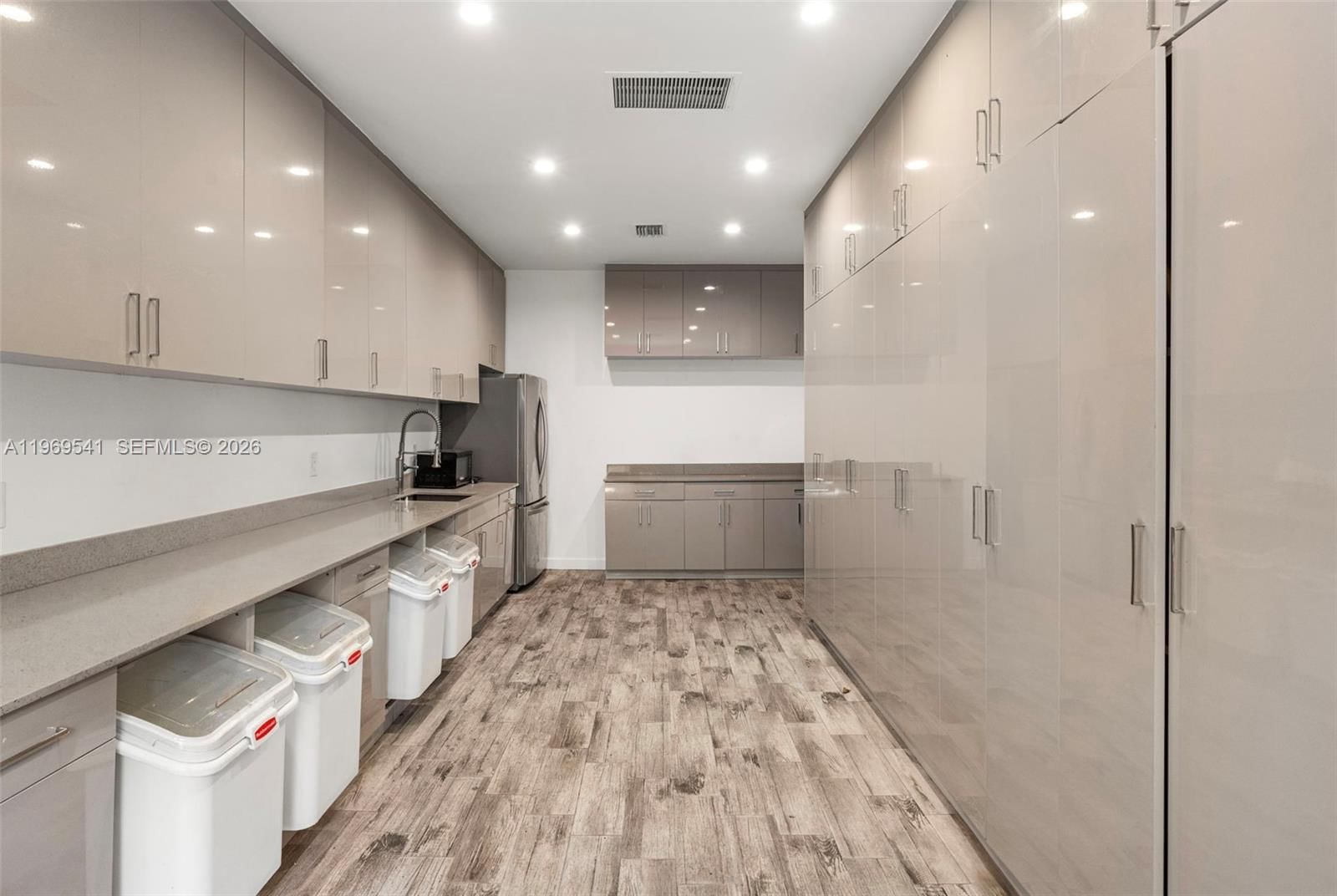 2625 SW 148th Ave - 44