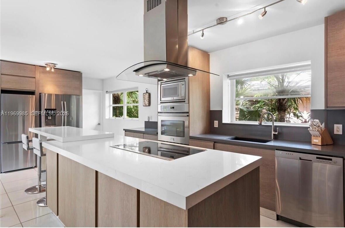 1025 BELLE MEADE ISLAND DR - 13