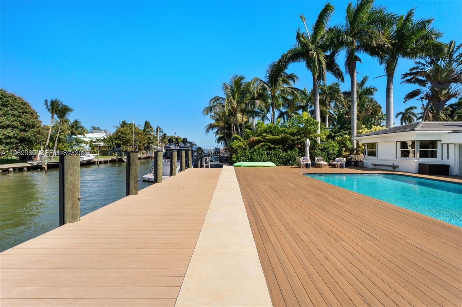 1025 BELLE MEADE ISLAND DR - 2