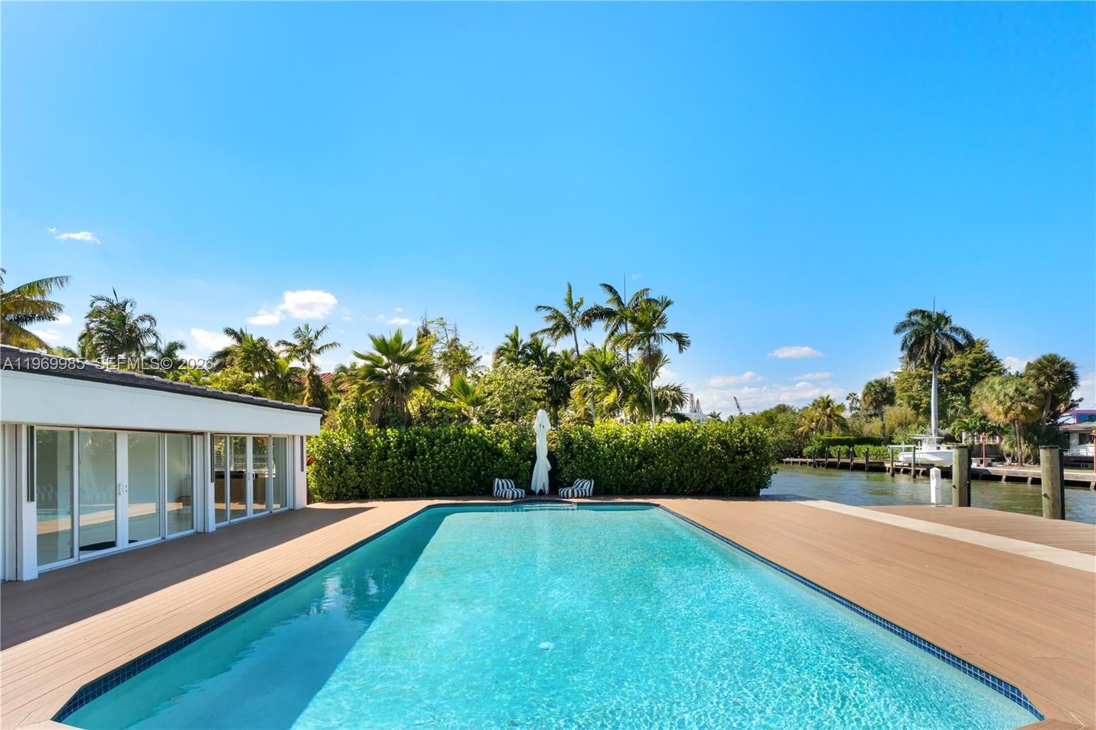 1025 BELLE MEADE ISLAND DR - 24