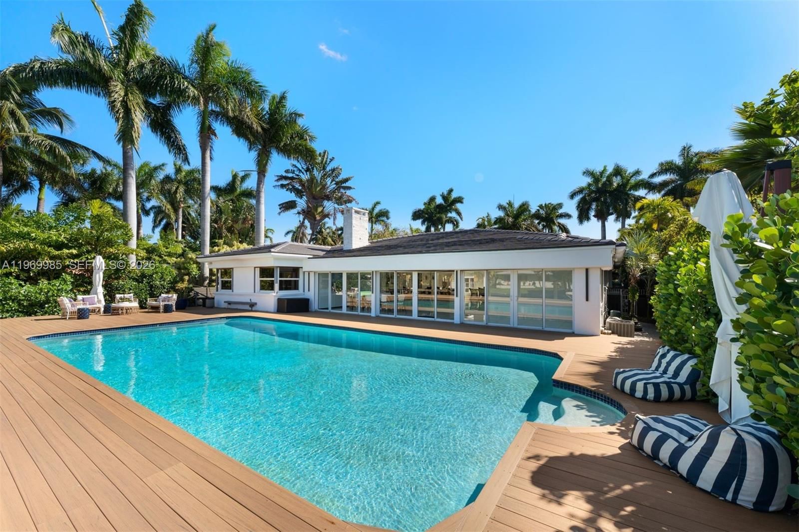 1025 BELLE MEADE ISLAND DR - 27