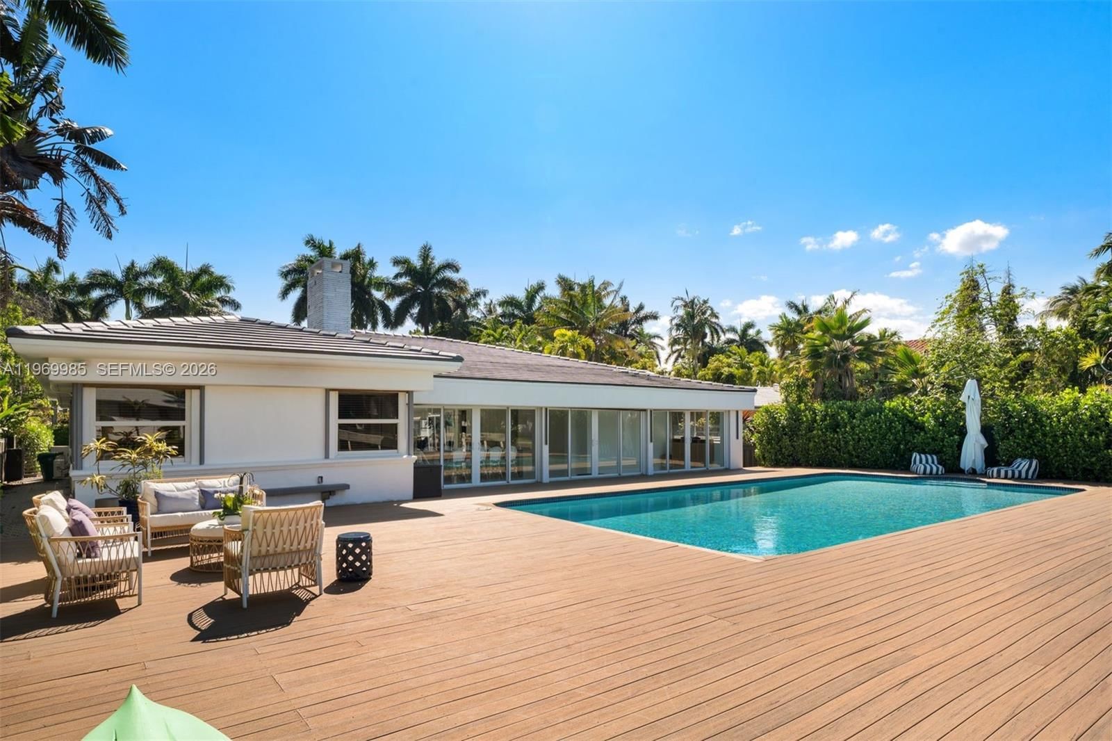 1025 BELLE MEADE ISLAND DR - 28