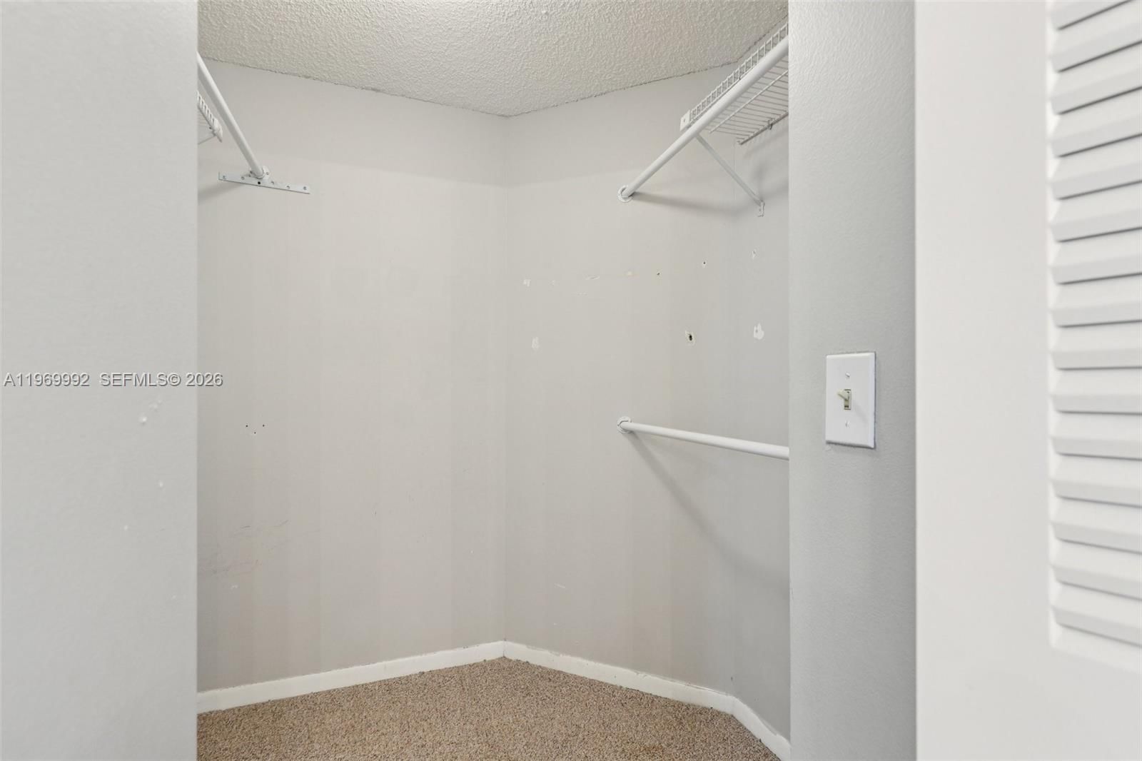 9700 SW 59TH ST - 32