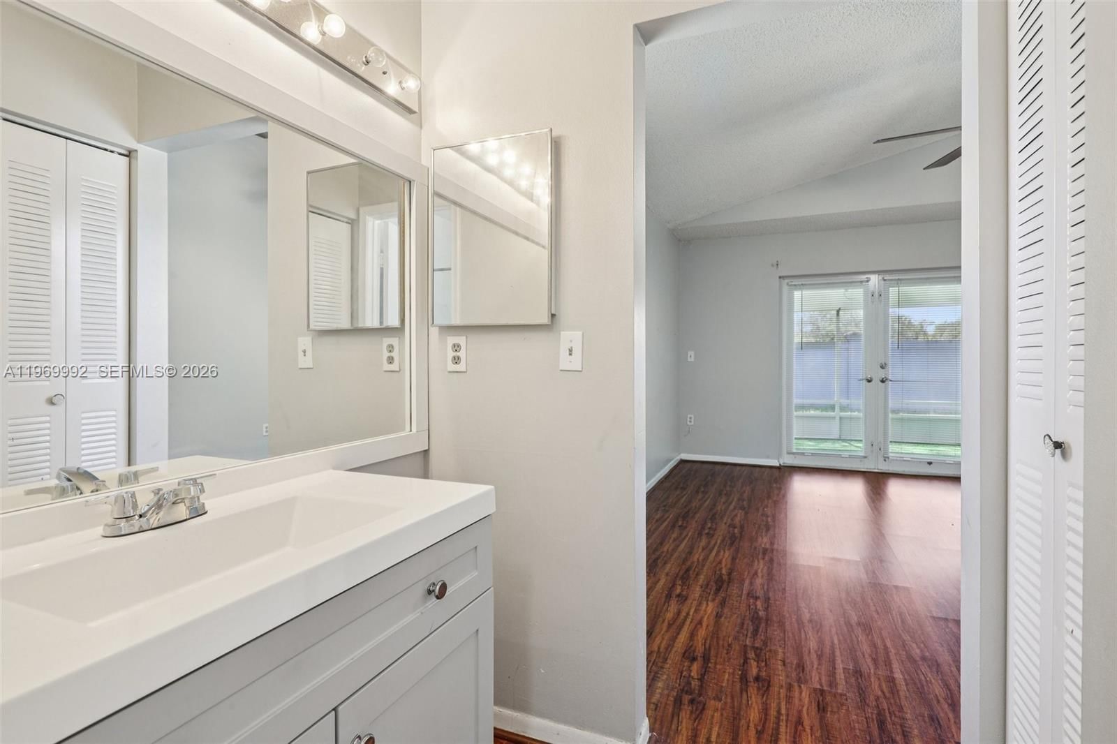 9700 SW 59TH ST - 34