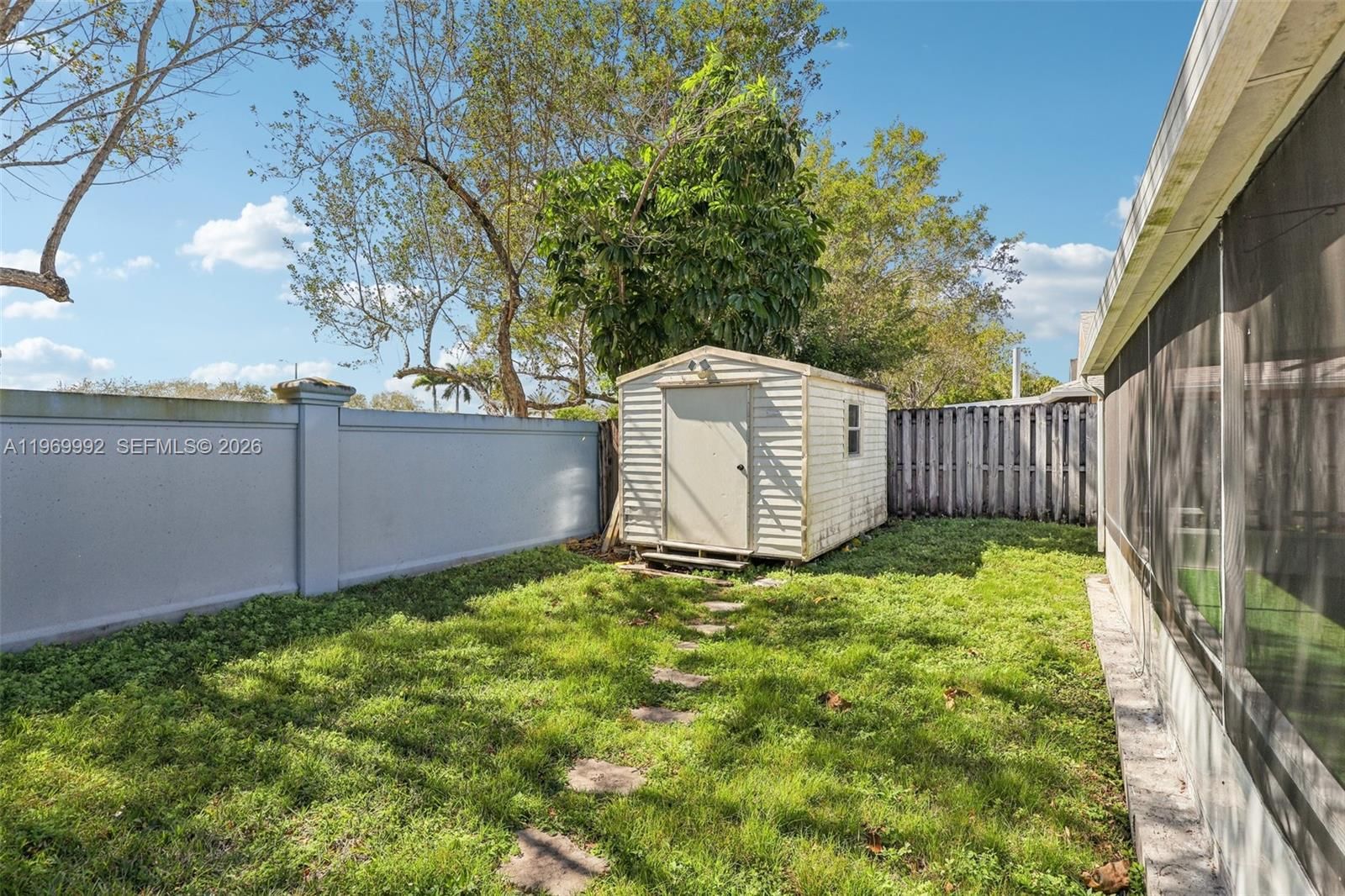 9700 SW 59TH ST - 38