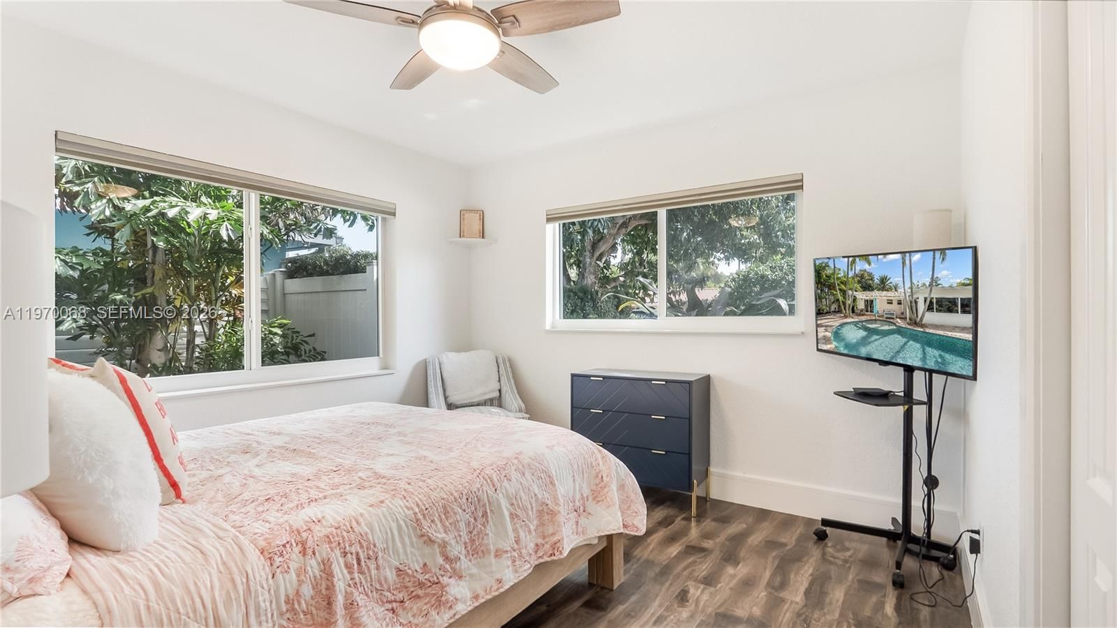 2037 WINDWARD DR - 34