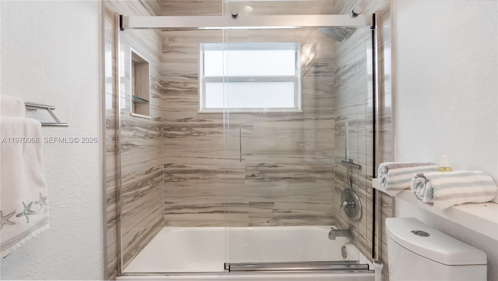 2037 WINDWARD DR - 37