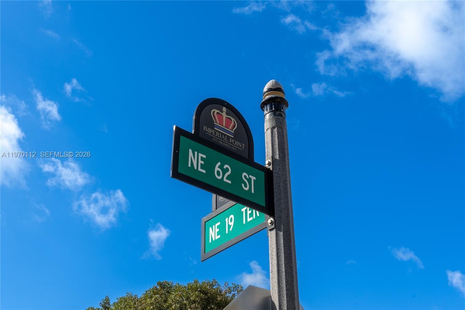 2121 NE 62nd St - 35