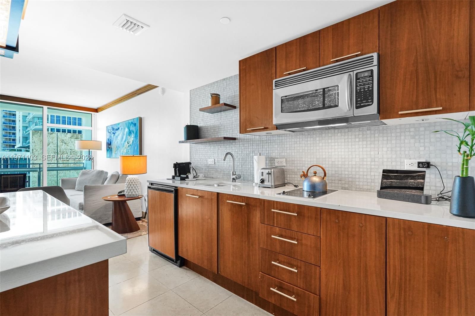 6801 COLLINS AVE, Unit 611 - 12