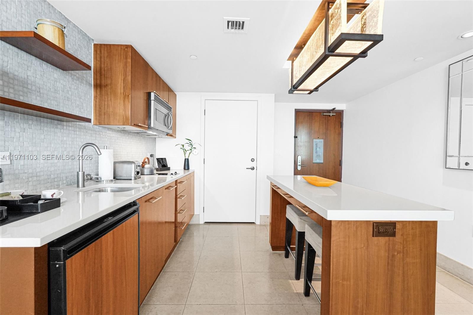 6801 COLLINS AVE, Unit 611 - 15