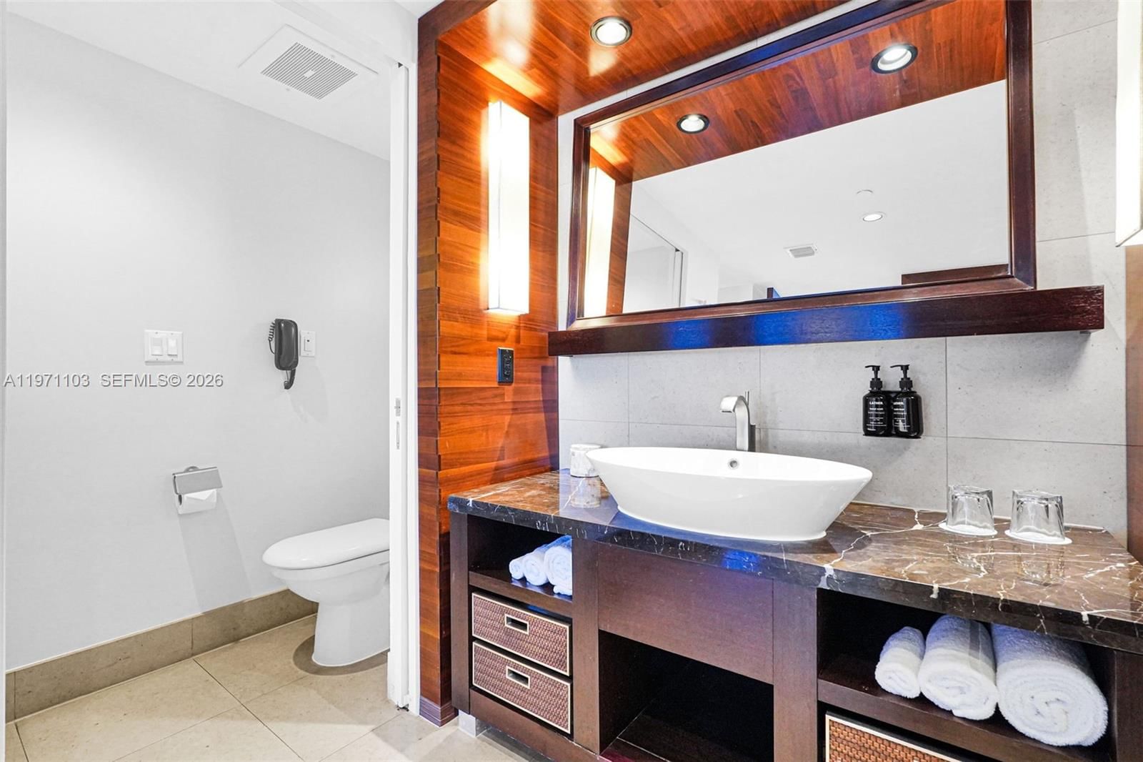 6801 COLLINS AVE, Unit 611 - 19