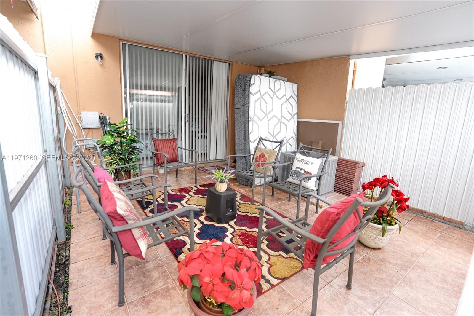 1159 W 40TH ST, Unit 16 - 26