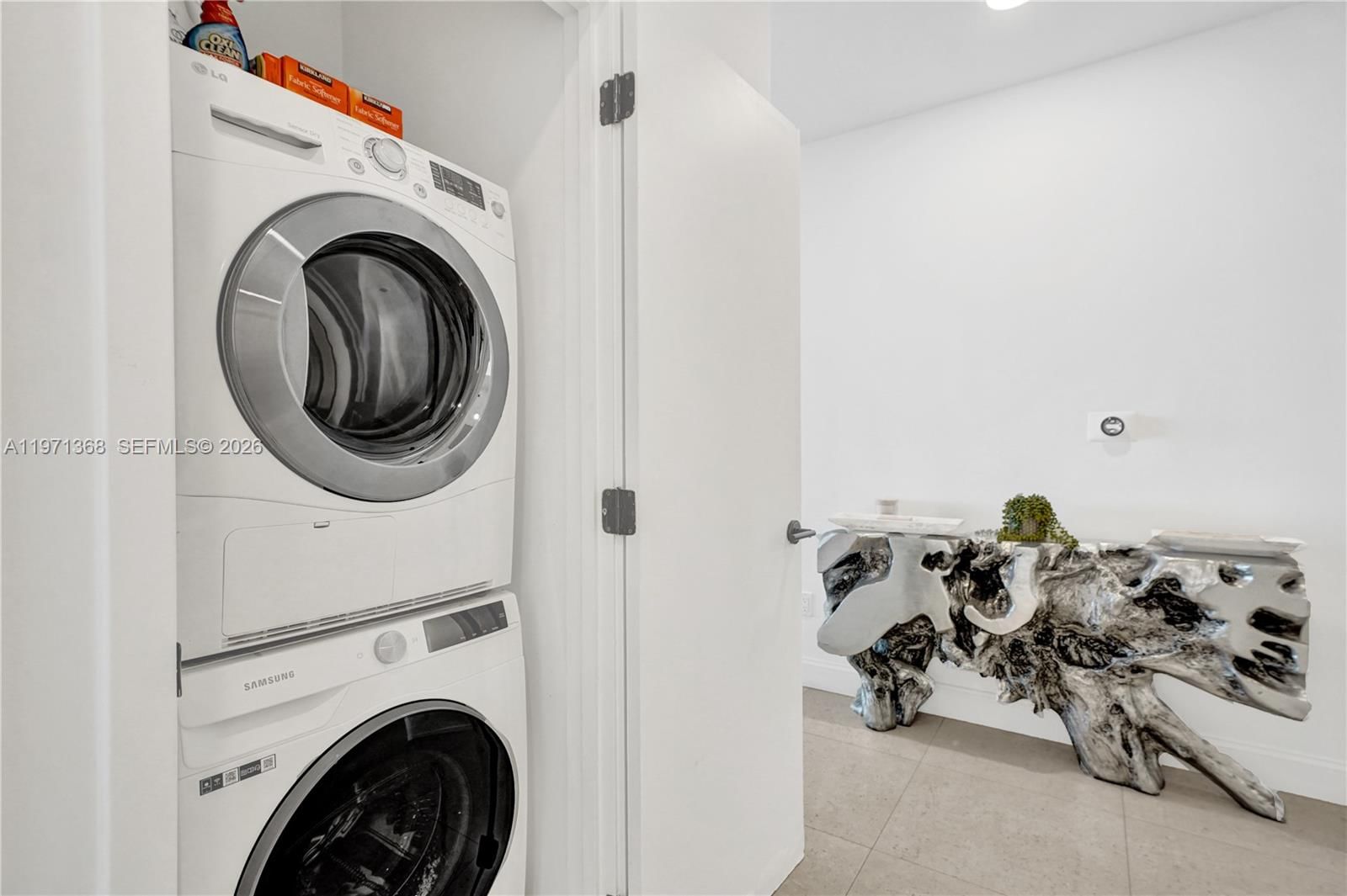 6799 COLLINS AVE, Unit 201 - 19