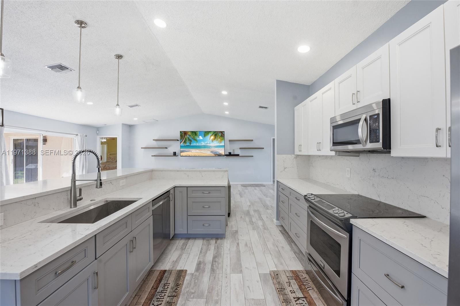 3810 NW 58th St - 13