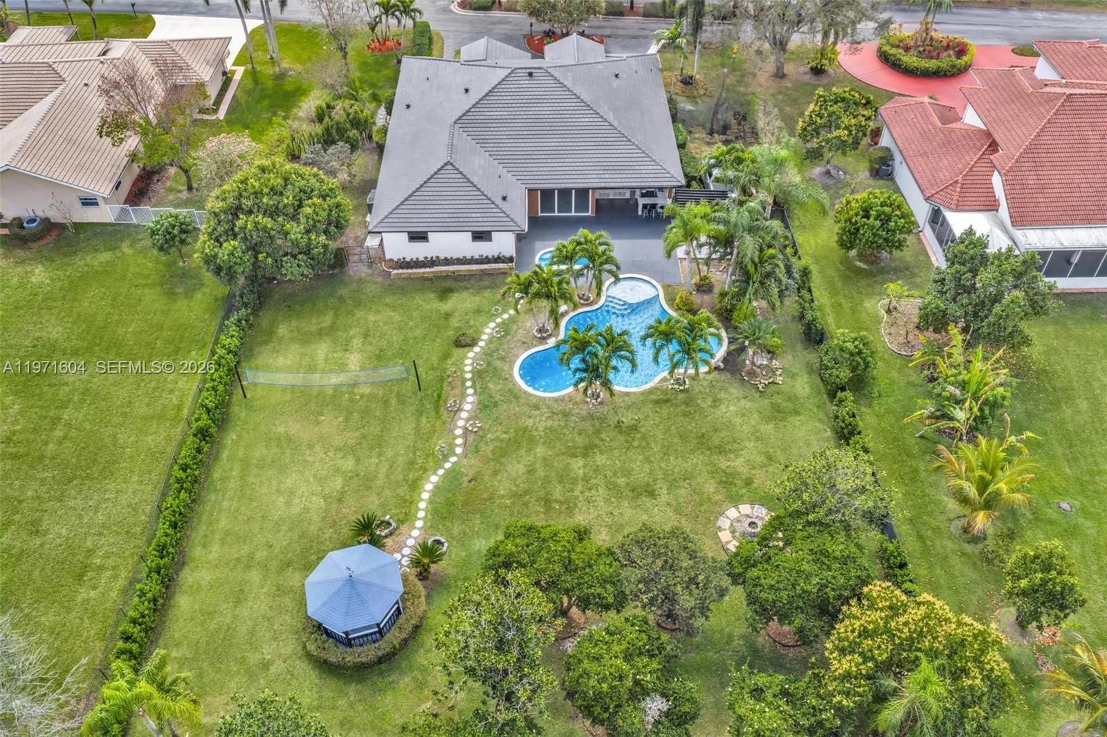 12555 SW 34th Pl - 2