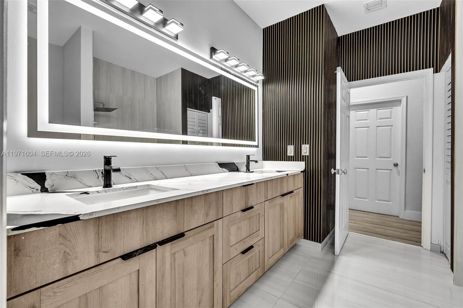 12555 SW 34th Pl - 27