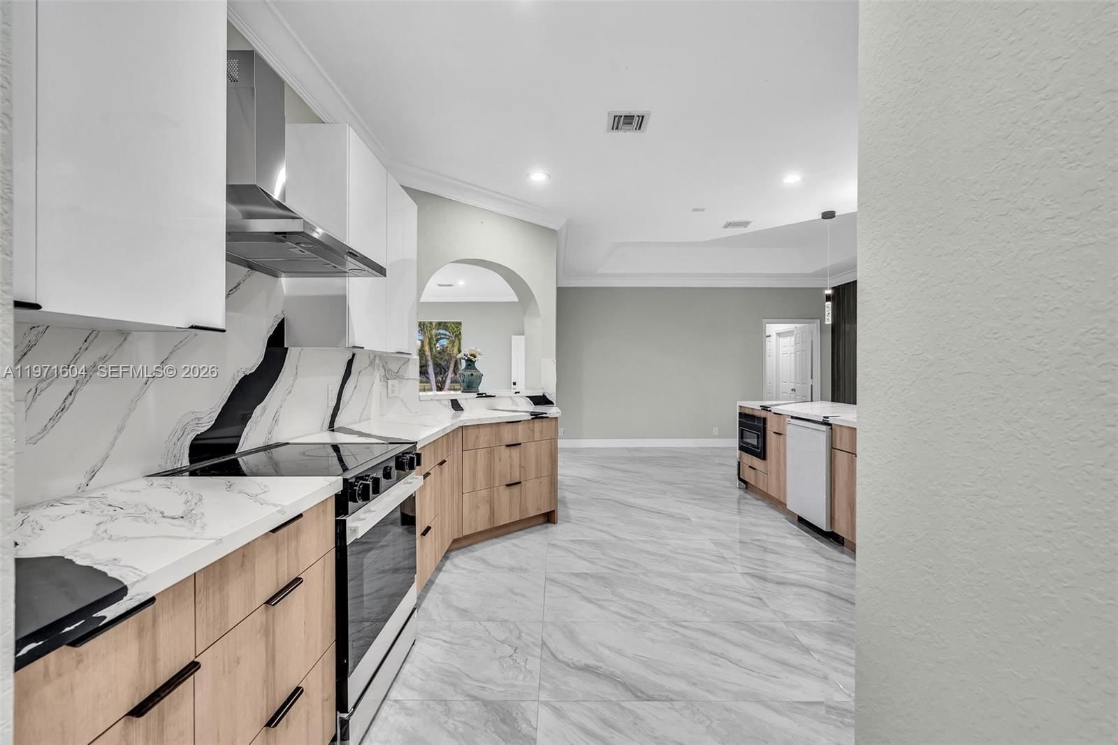 12555 SW 34th Pl - 31