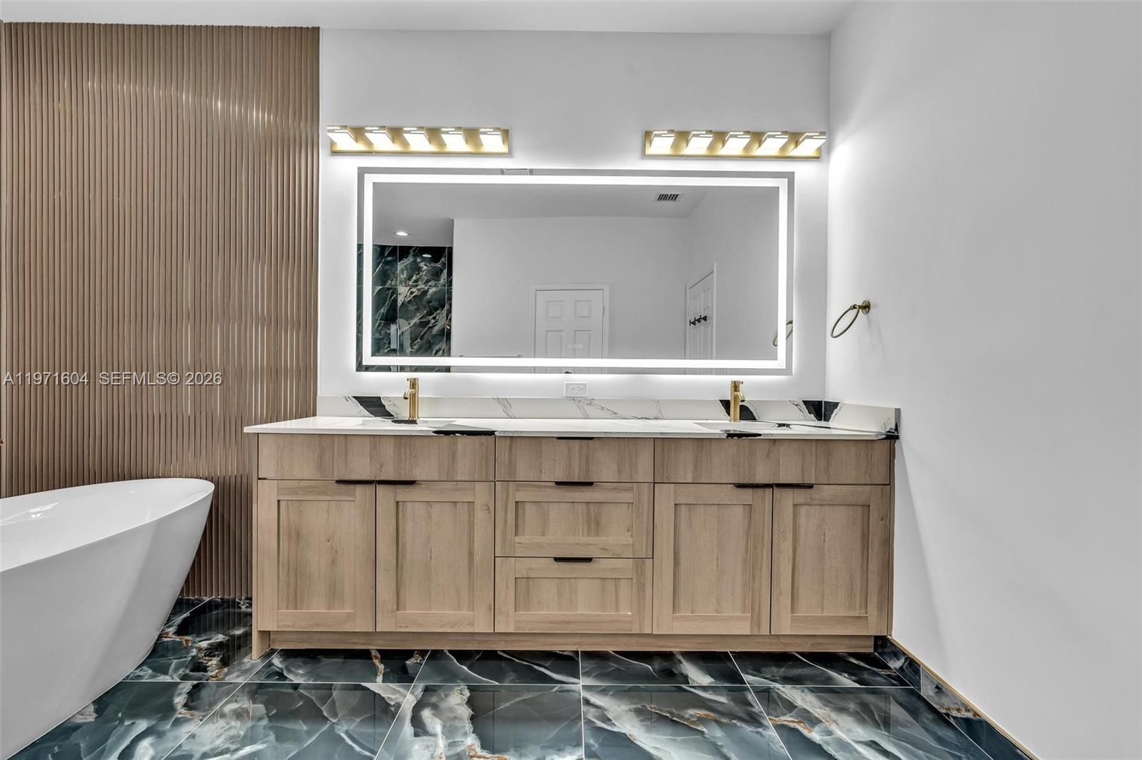 12555 SW 34th Pl - 43