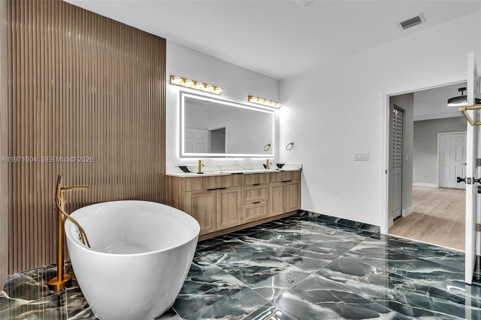 12555 SW 34th Pl - 45