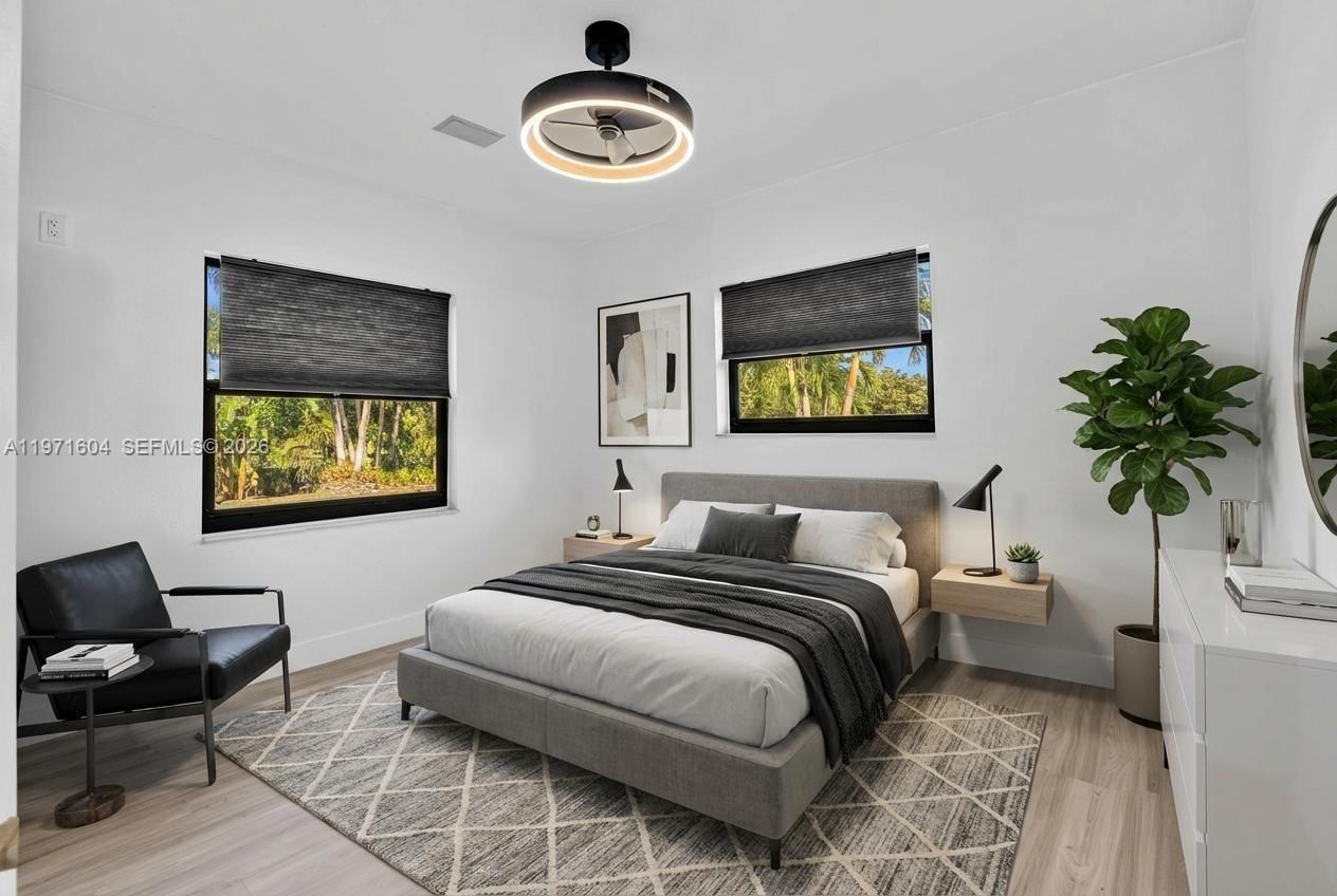 12555 SW 34th Pl - 52