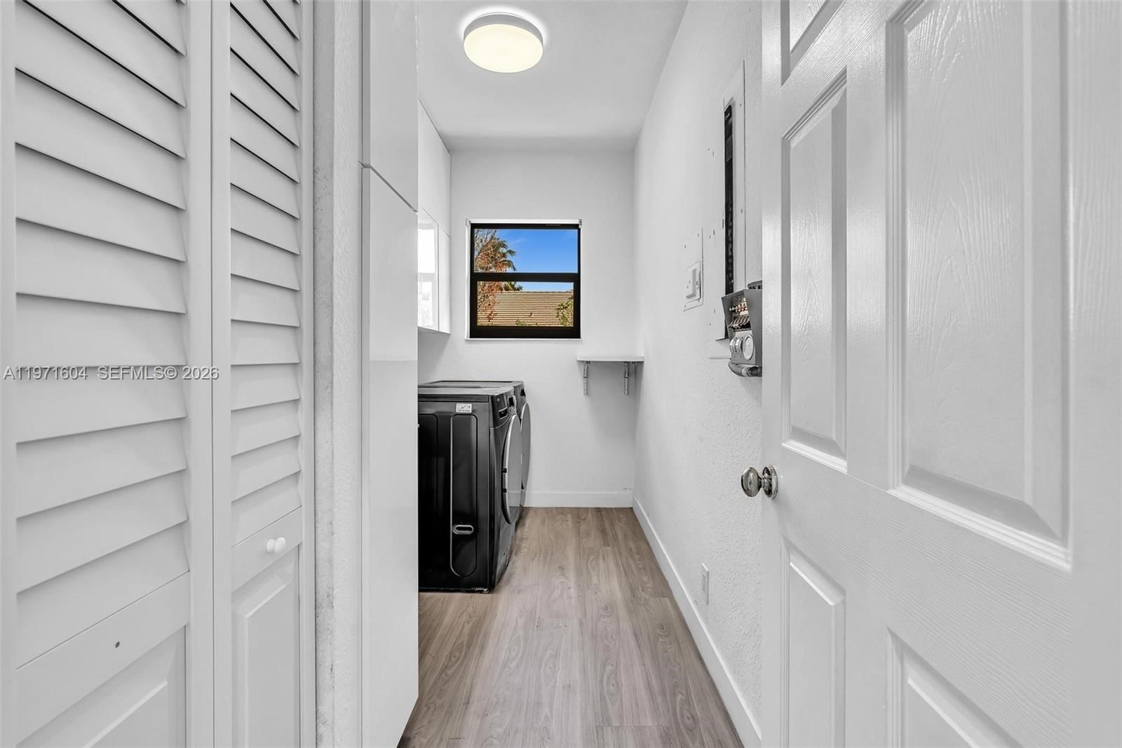 12555 SW 34th Pl - 55