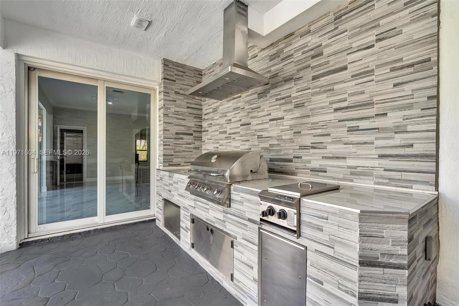 12555 SW 34th Pl - 61