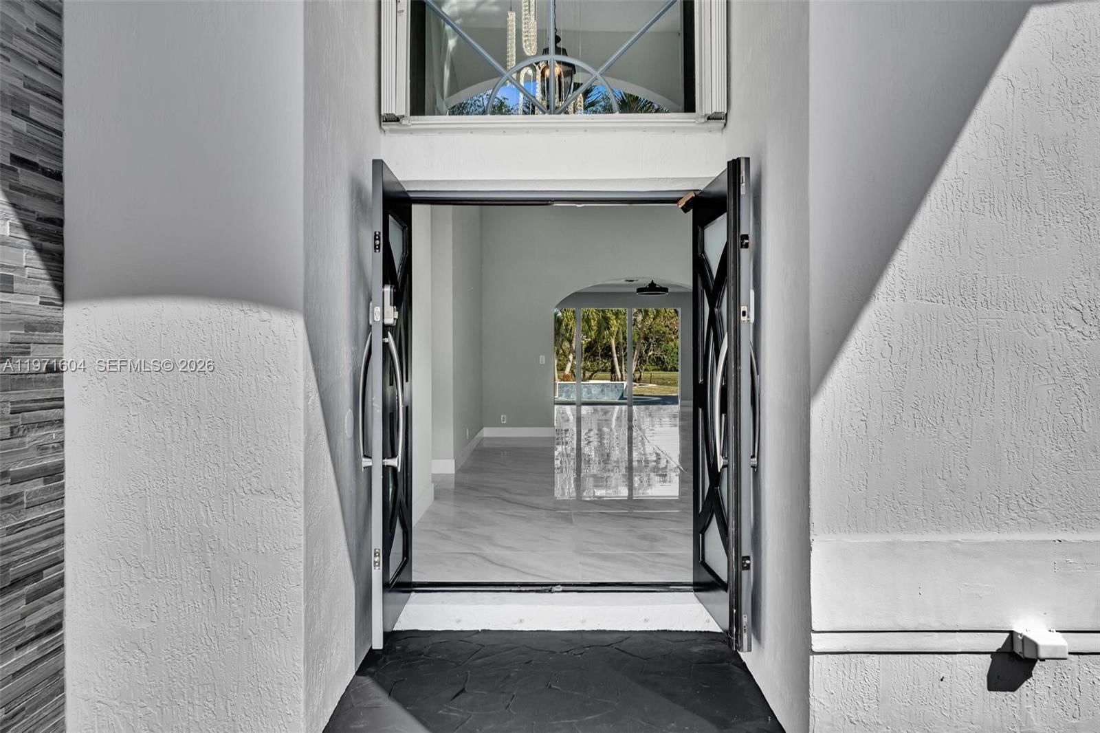 12555 SW 34th Pl - 7