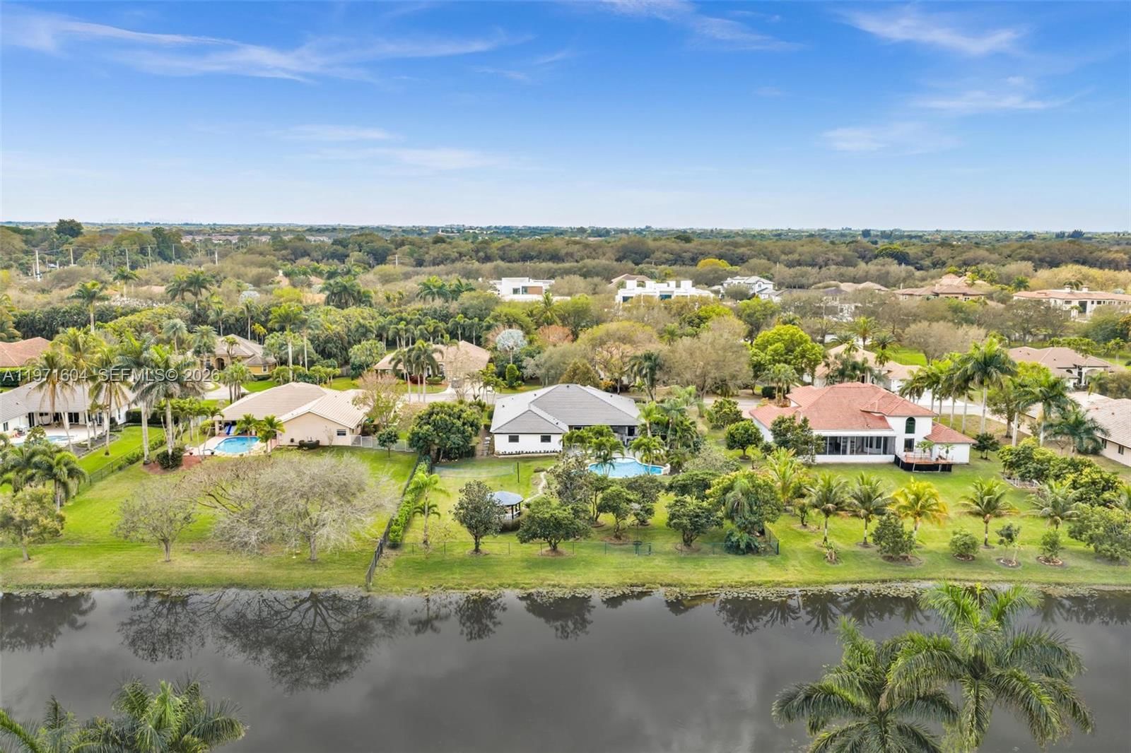 12555 SW 34th Pl - 82