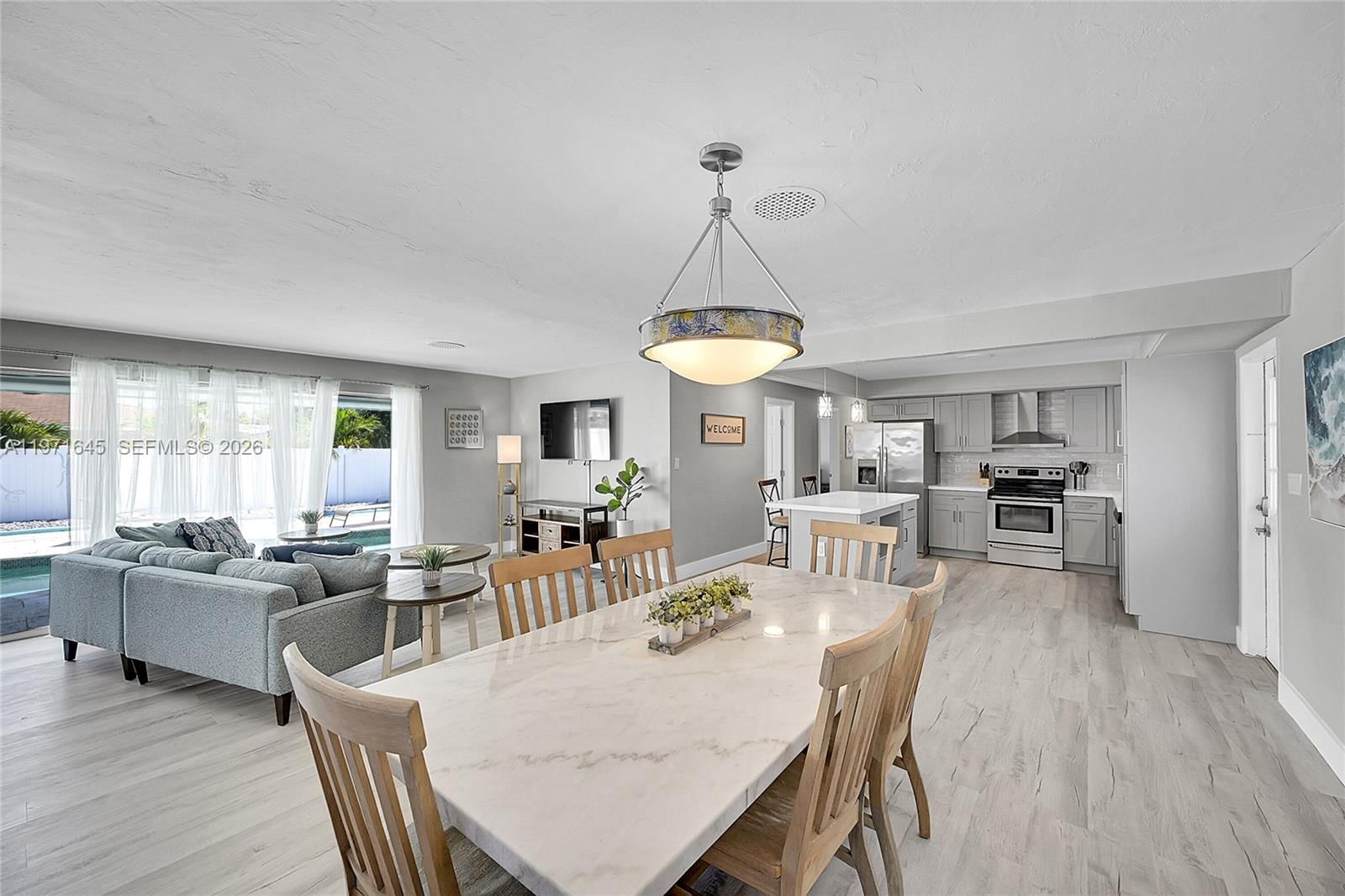 1950 NE 55th Ct - 10